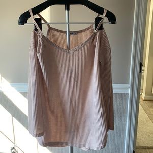 Cold shoulder waffle knit top 3/4 sleeve